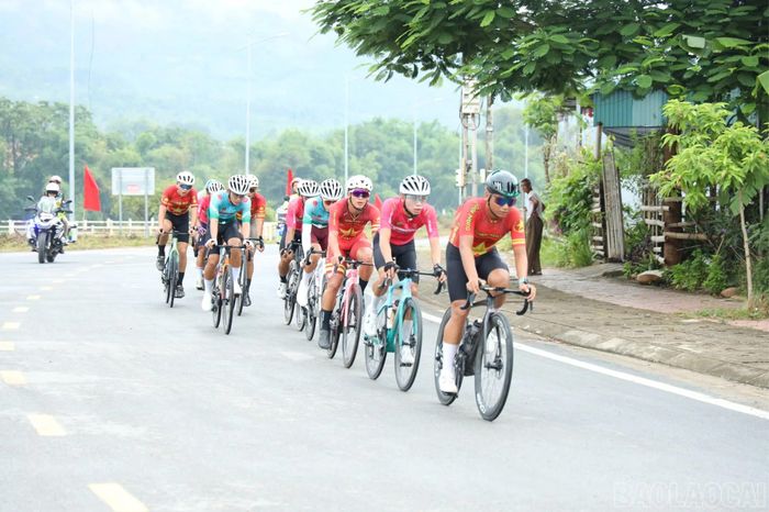 Cung đường thi đấu ở nội dung đường trường đồng hành nam 117 km.