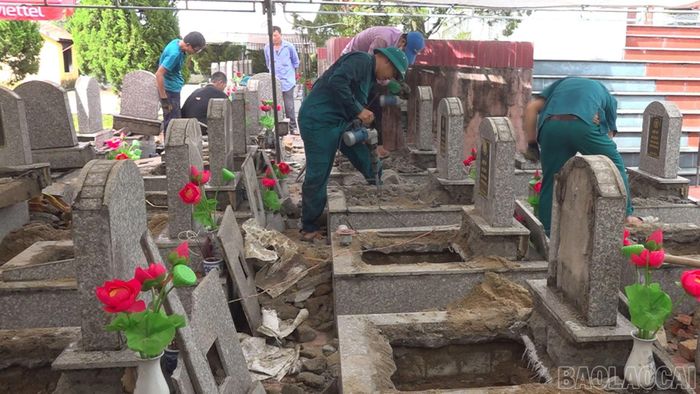 Xã Bảo Yên huy động lực lượng triển khai lấy mẫu xét nghiệm ADN hài cốt liệt sĩ.