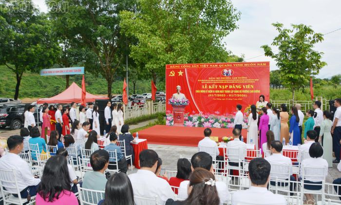 Quang cảnh buổi lễ.