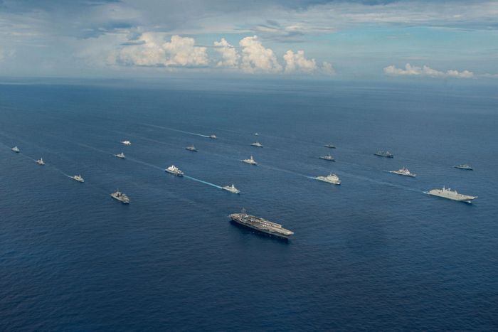 Tàu sân bay USS Nimitz tham gia cuộc diễn tập FLEETEX 250. Ảnh: Hải quân Mỹ