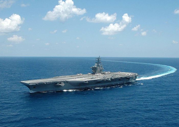 Tàu sân bay lớp Nimitz USS Dwight D. Eisenhower (CVN 69). Ảnh: Hải quân Mỹ
