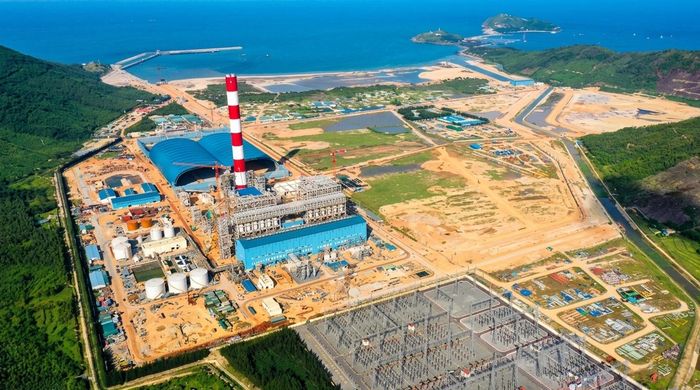 Nhà máy nhiệt điện Quảng Trạch I, một trong những dự án mang tính động lực về năng lượng trên địa bàn tỉnh - Ảnh: X.P