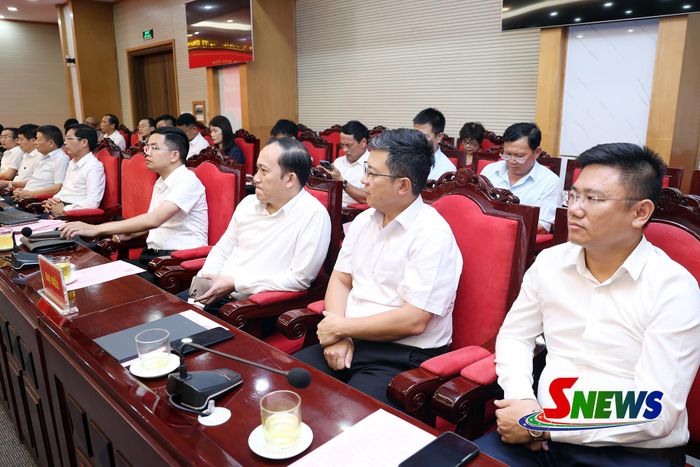 Đại biểu dự hội nghị.