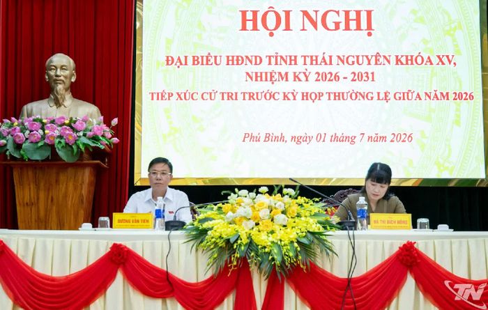 Tổ đại biểu số 2 HĐND tỉnh khóa XV tiếp xúc cử tri xã Phú Bình.