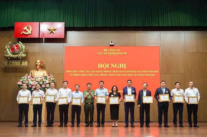 EVNGENCO1 được Bộ Công an công nhận đạt tiêu chuẩn "An toàn về an ninh, trật tự" năm 2025