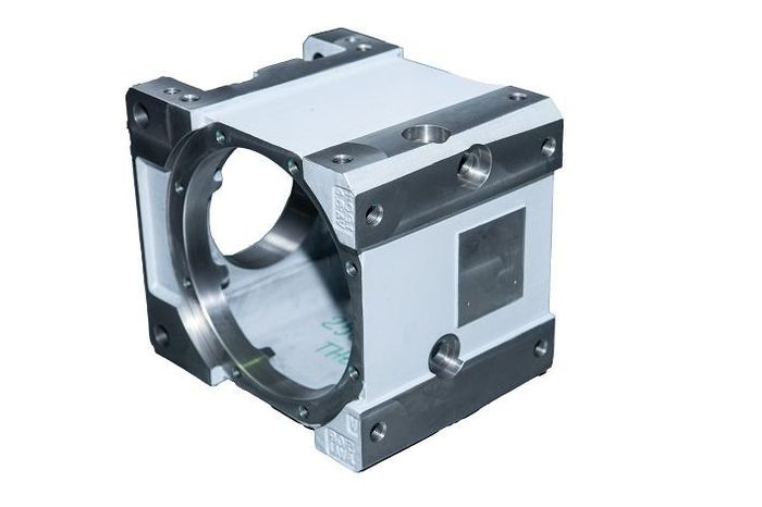 Sản phẩm cơ khí chính xác do Cơ khí Trần Hưng Đạo gia công, chế tạo phục vụ ngành công nghiệp hỗ trợ và xuất khẩu.