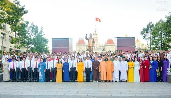 Đời đời nhớ ơn Bác Hồ