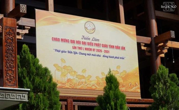 Triển lãm với chủ đề: Phật giáo Đắk Lắk: Chung một mái nhà - đồng hành phát triển"