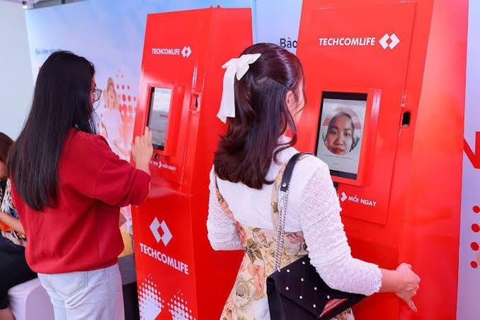 Techcombank rót thêm 2.400 tỷ đồng vào Techcom Life. Ảnh tư liệu.