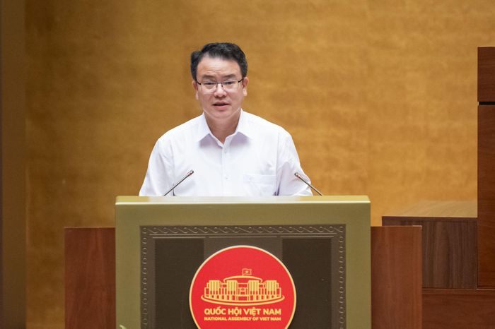Thứ trưởng Bộ Tài chính Trần Quốc Phương