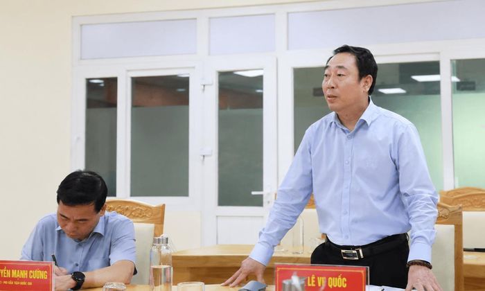 Cục trưởng Cục Đăng ký giao dịch bảo đảm và Bồi thường nhà nước Lê Vệ Quốc phát biểu tại buổi làm việc. Ảnh: Thảo Lê