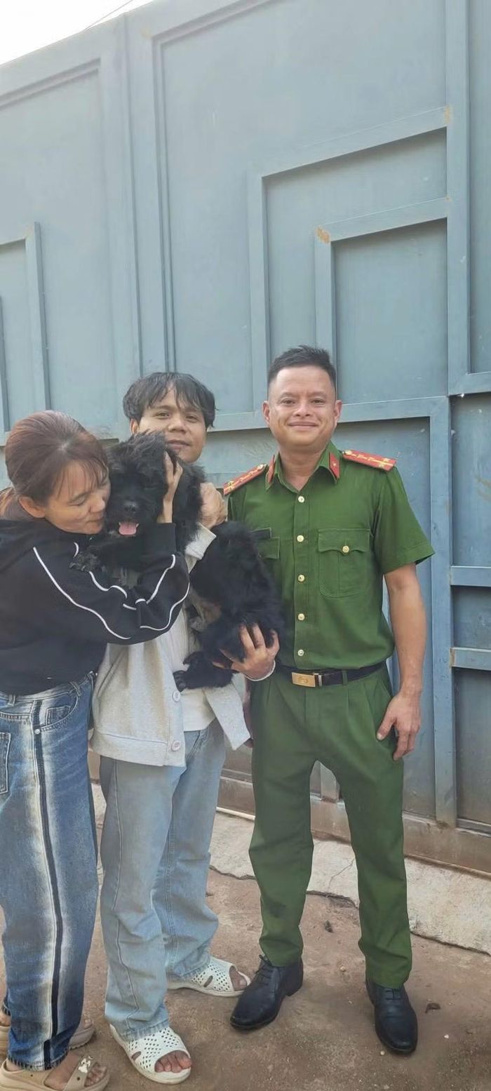 Qua những việc làm lặng lẽ của đồng chí Dương, hình ảnh người chiến sĩ CAND càng trở nên gần gũi, đẹp hơn trong lòng nhân dân.