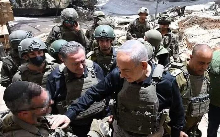 Thủ tướng Israel Netanyahu thị sát khu vực mà Tel Aviv kiểm soát ở Nam Lebanon ngày 30/6. Ảnh: Times of Israel