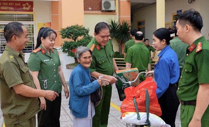 Công an TP Hồ Chí Minh với nhiều hoạt động gần dân, sát dân…