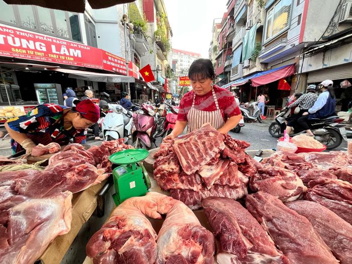 Việc kiểm soát cần phải thực hiện đồng bộ ở tất cả các khâu từ cơ sở chăn nuôi đến chuỗi buôn bán.