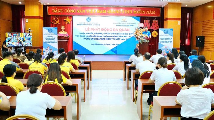 Lễ phát động ra quân tuyên truyền chính sách bảo hiểm xã hội, bảo hiểm y tế trên địa bàn tỉnh.
