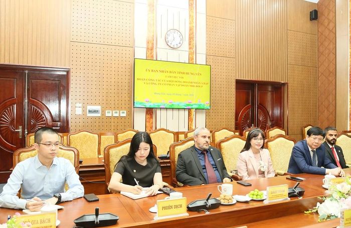 Đại diện Hội đồng Doanh nhân Ả Rập và Công ty Cổ phần Tập đoàn MHGroup.