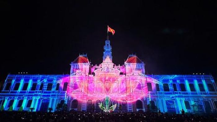 Đây không chỉ là một sự kiện nghệ thuật quy mô lớn mà còn là hành trình kể lại câu chuyện nửa thế kỷ xây dựng, phát triển và khẳng định vị thế của Thành phố mang tên Bác