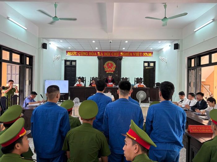Quang cảnh phiên tòa sơ thẩm