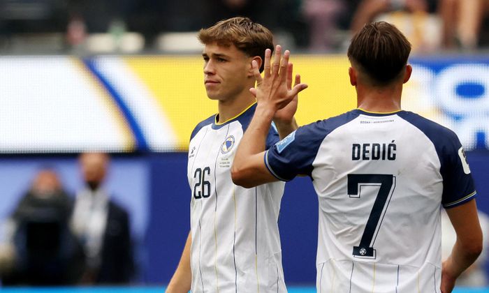 Đây là lần đầu tiên Bosnia &amp; Herzegovina góp mặt ở vòng knock-out World Cup. (Ảnh: AP)