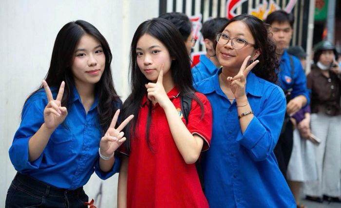 Thí sinh tra cứu điểm thi tốt nghiệp THPT từ 8 giờ ngày 1-7.