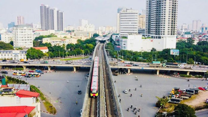 Hà Nội với nhiều công trình mới phục vụ nhu cầu đi lại của nhân dân Thủ đô. Ảnh: Khánh Huy