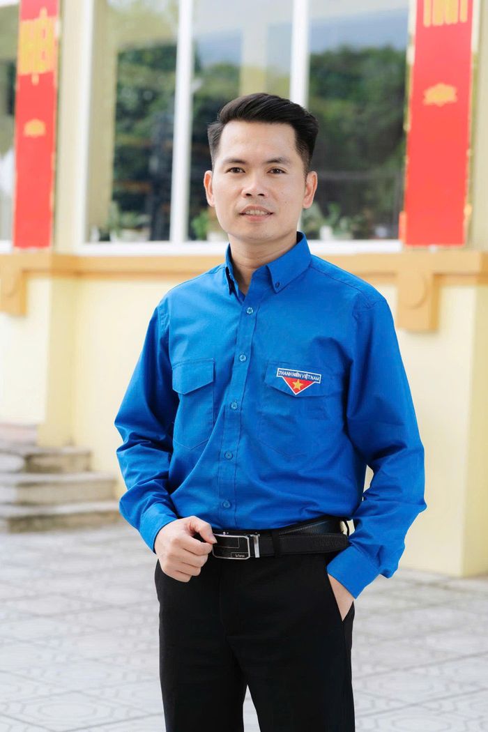 Bí thư Đoàn thanh niên Cộng sản Hồ Chí Minh phường Vĩnh Hưng Vũ Ngọc Cương. Ảnh: Tuấn Dũng