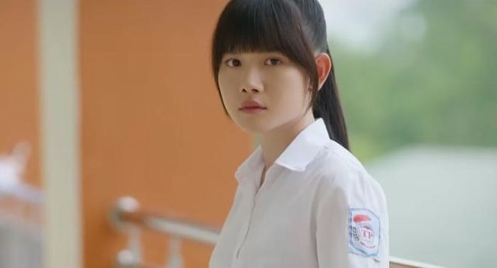 Tuyết Lan gặp rắc rối khi bị bạn bè tẩy chay. Ảnh VTV