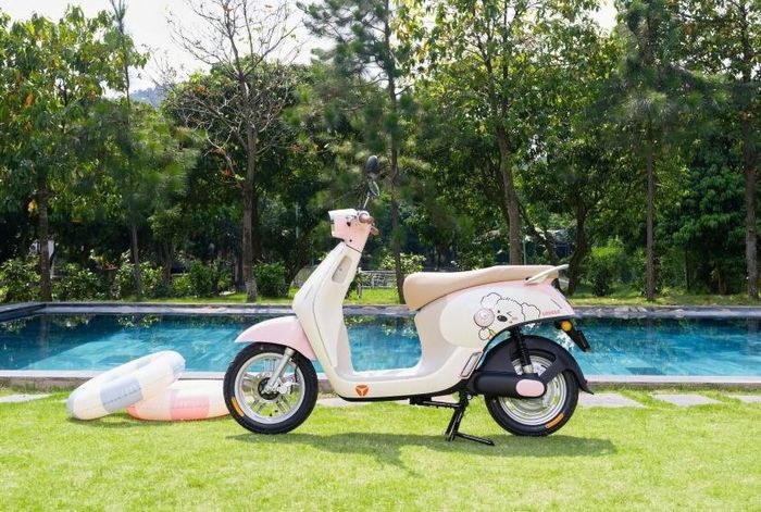 YADEA Omee hiện được phân phối tại Việt Nam với ba phiên bản.