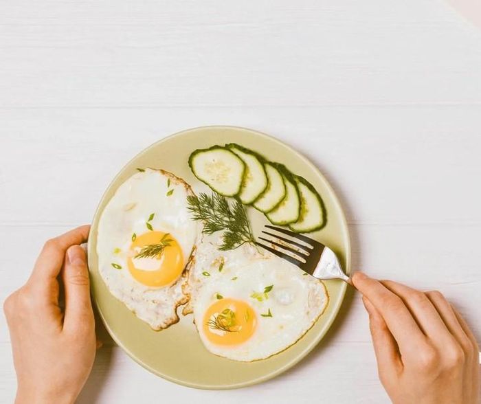 Ăn trứng vào bữa sáng mang lại nhiều lợi ích bất ngờ.