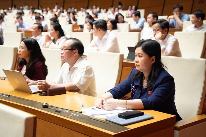 Đại biểu tham dự Hội nghị tại điểm cầu Nhà Quốc hội.