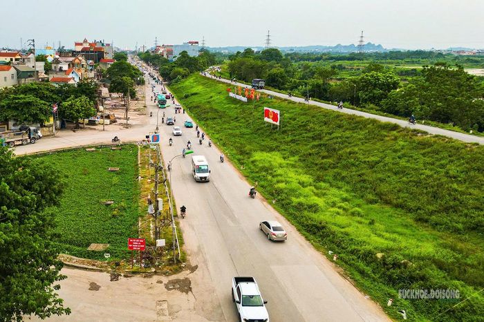 Quốc lộ 6 hiện là tuyến giao thông huyết mạch ở cửa ngõ phía Tây Thủ đô.