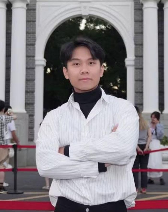  Bạn Lê Minh Long. 