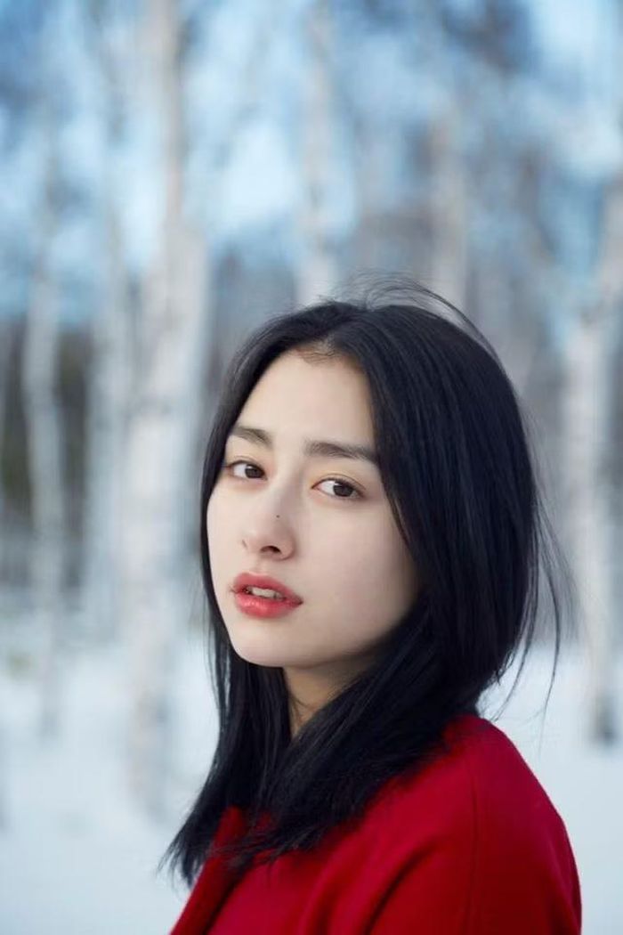 Hayami Akari.