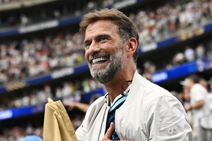 Klopp sẵn sàng ngồi ghế nóng tuyển Đức.