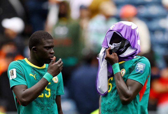  Senegal dẫn 2-0 đến cuối trận nhưng không thể bảo vệ lợi thế trước sức ép của Bỉ. 
