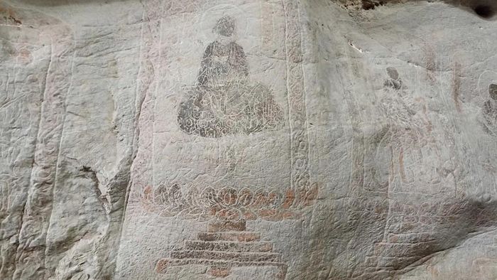 18 bức miêu tả, khắc họa 18 vị La Hán là minh chứng rõ rệt của phong cách tạo hình riêng biệt, độc đáo trong hệ thống phong cách tạo hình ma nhai ở Việt Nam