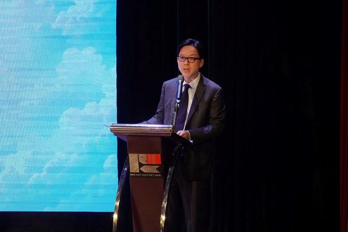 Ông Yoshioka Norihiko - Giám đốc Trung tâm Giao lưu Văn hóa Nhật Bản tại Việt Nam chia sẻ