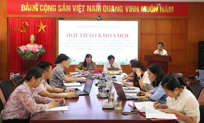 Hội thảo khoa học về xây dựng và phát huy giá trị văn hóa, con người Lạng Sơn