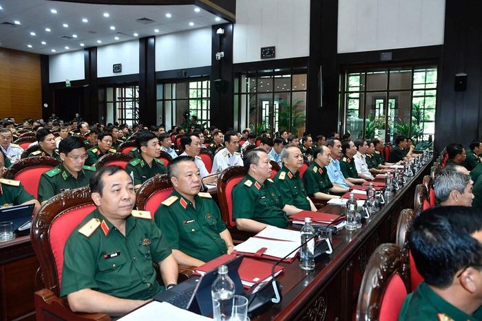 Thủ tướng và các đại biểu dự Hội nghị