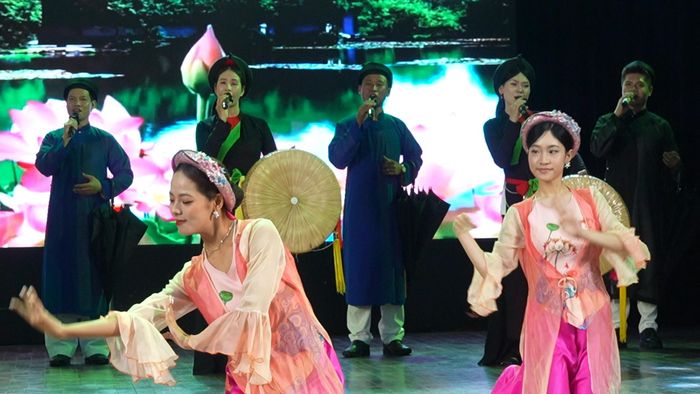  Chuyển đổi số đã trở thành động lực then chốt thúc đẩy công nghiệp văn hóa theo tinh thần Nghị quyết 80. Ảnh: Hữu Duyên - TTXVN 