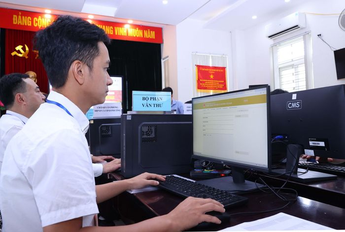 Phường Cửa Nam trong ngày đầu vận hành thử nghiệm mô hình chính quyền địa phương 2 cấp. Ảnh tư liệu: TTXVN