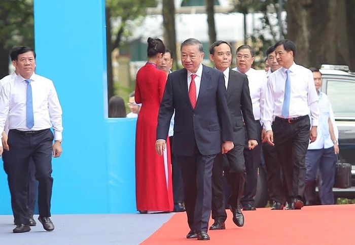 Tổng Bí thư, Chủ tịch nước Tô Lâm tới dự Lễ kỷ niệm 50 năm Ngày Thành phố Sài Gòn-Gia Định mang tên Chủ tịch Hồ Chí Minh - Ảnh: VGP/Lê Anh