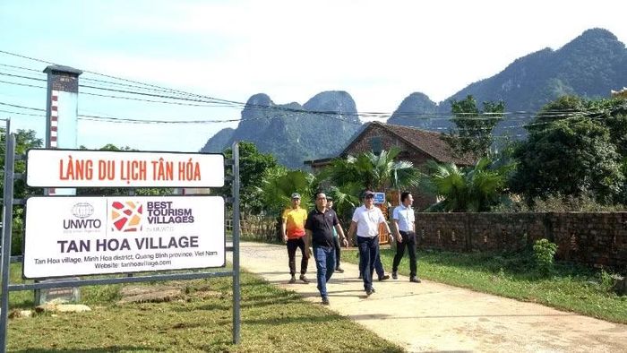 Làng du lịch tốt nhất thế giới Tân Hóa vẫn được giữ nguyên tên gọi trên cơ sở sáp nhập các thôn của xã Tân Hóa cũ.
