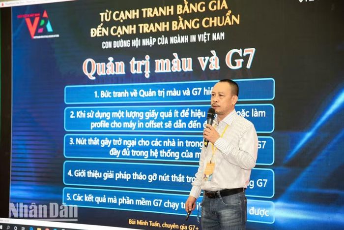 Chuyên gia Bùi Minh Tuấn đến từ Colormatch Vietnam. (Ảnh: MINH DUY)