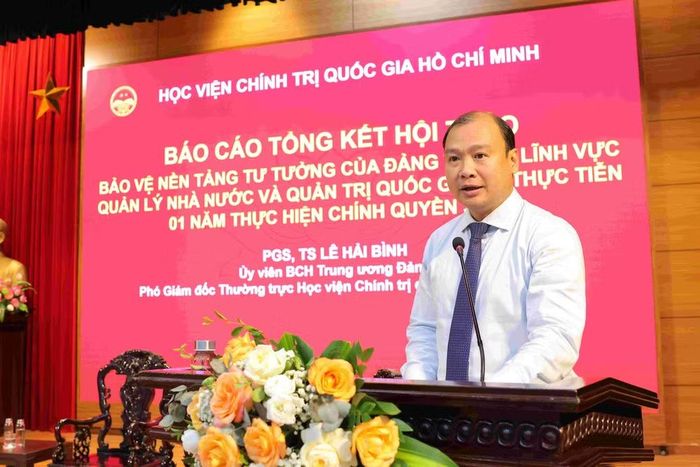 PGS, TS Lê Hải Bình phát biểu tổng kết và chỉ đạo hội thảo.
