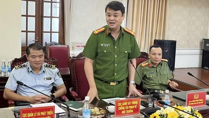 Đại tá Trần Viết Phương, Phó Cục trưởng Cảnh sát Phòng chống tội phạm về môi trường (Bộ Công an) chia sẻ thông tin tại diễn đàn.