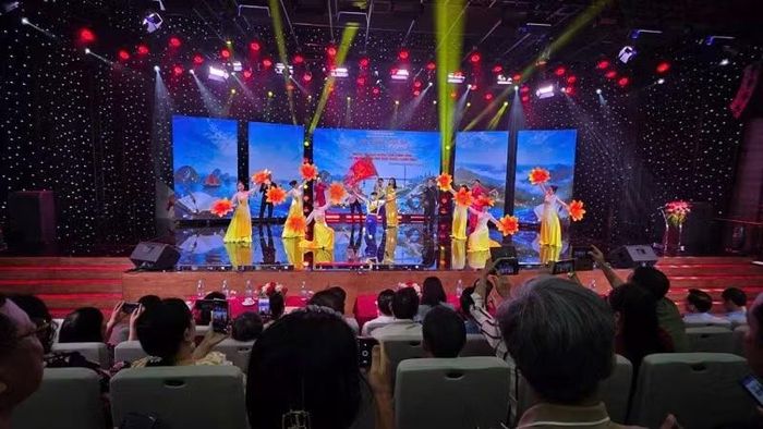 Quang cảnh lễ phát động cuộc thi.