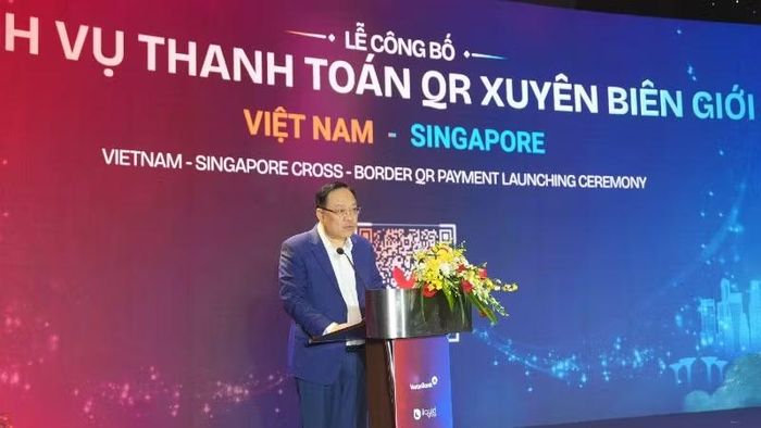 Ông Phạm Anh Tuấn, Vụ trưởng Thanh toán Ngân hàng Nhà nước phát biểu tại buổi lễ