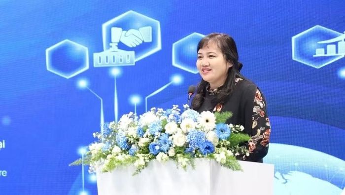 Bà Cao Thị Phi Vân, Phó Giám đốc Trung tâm Xúc tiến Thương mại và Đầu tư Thành phố Hồ Chí Minh phát biểu tại sự kiện.